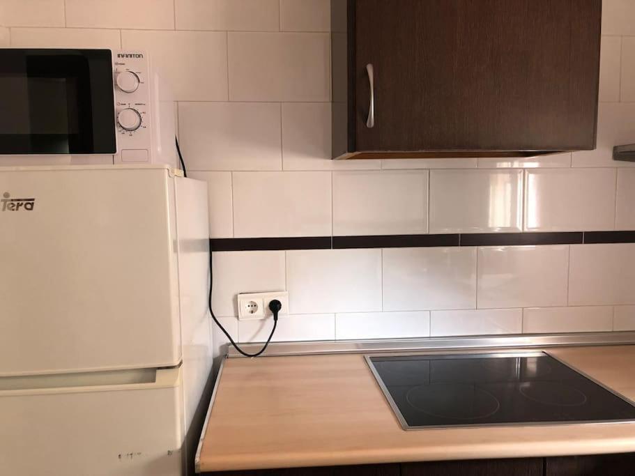 Apartamento En Primera Linea De Playa El Palo Malaga Luaran gambar