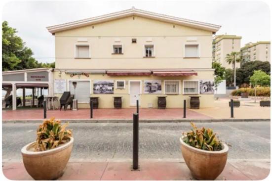 Apartamento En Primera Linea De Playa El Palo Malaga Luaran gambar